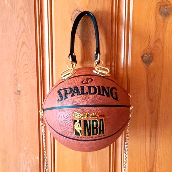 HANDMADE "ORIGINAL SPALDING" Basketball Purse 🏀 - Picture 17 of 17